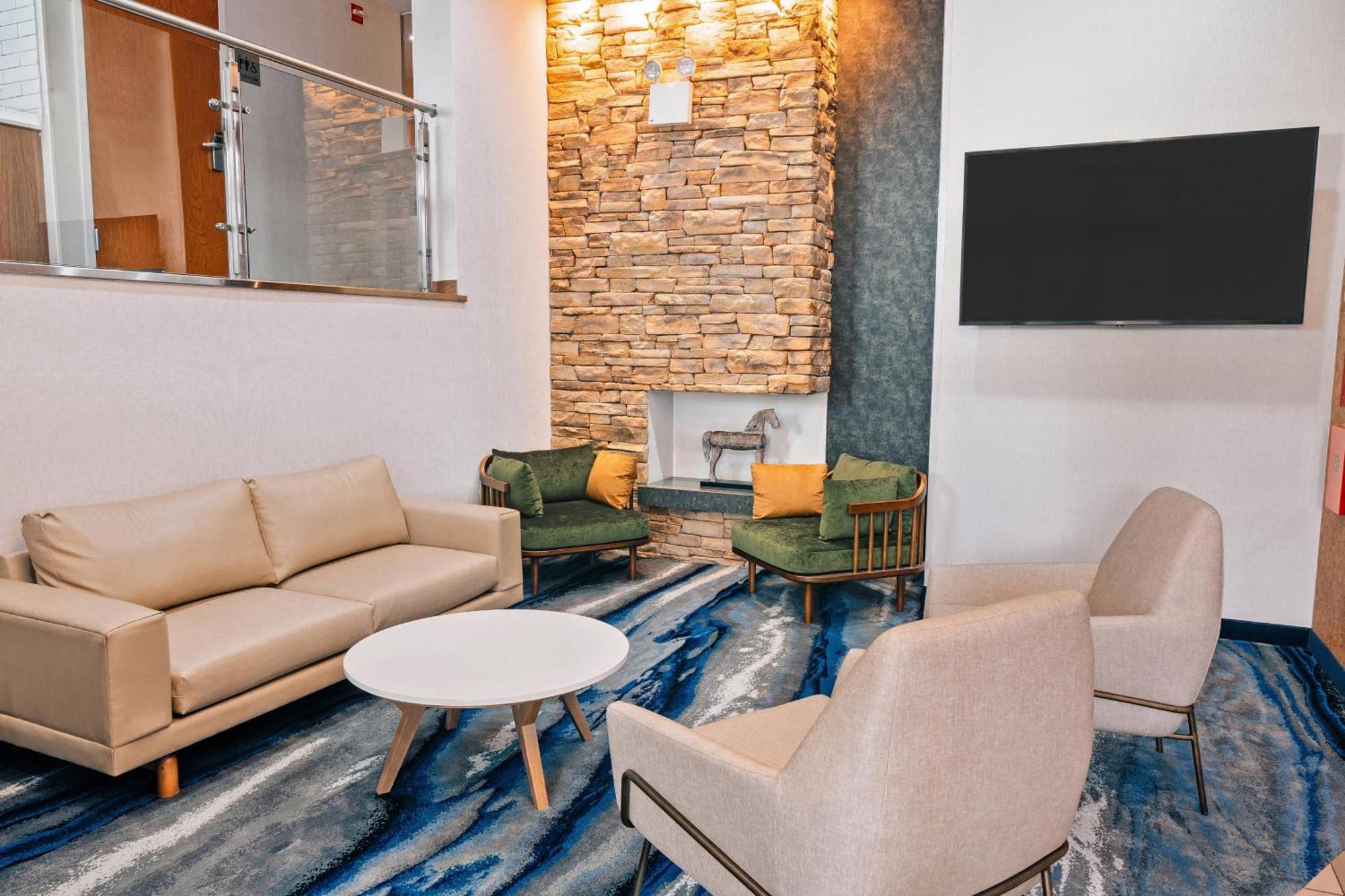Fairfield Inn By Marriott New York Laguardia Airport/Astoria Екстер'єр фото